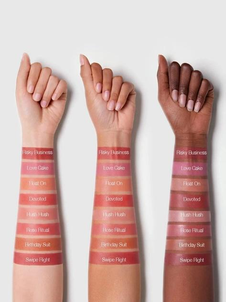 Рідкі матові рум'яна Color Bloom Liquid Blush Matte Finish відтінок Love Cake 10271 фото